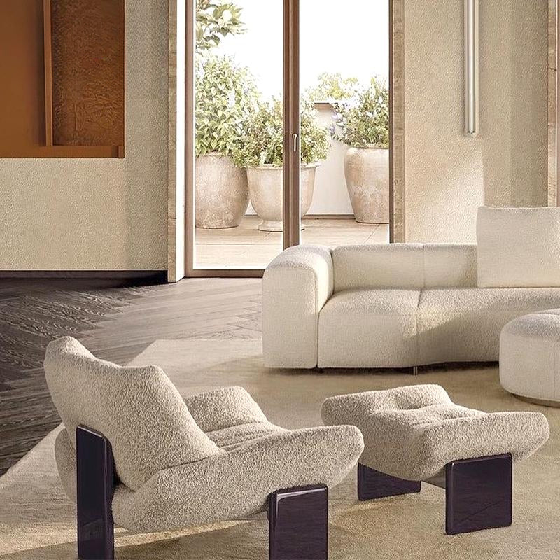 Single sofa minimalist designer creative personality medieval fabric sofa chair living room leather fabric chair